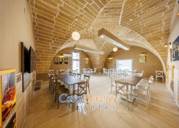 Interno non residenziale - Ristorante via Isabella d'Aragona, Gallipoli - foto 47