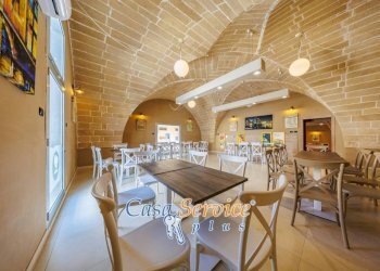 Interno non residenziale - Ristorante via Isabella d'Aragona, Gallipoli - foto 49