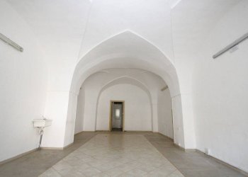 Interno non residenziale - Negozio via Roma, Matino - foto 14