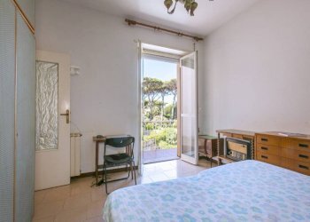 Camera da letto - Four-room apartment via Ninfa, 7, Anzio - photo 16