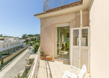 Terrazzo - Four-room apartment via Ninfa, 7, Anzio - photo 18
