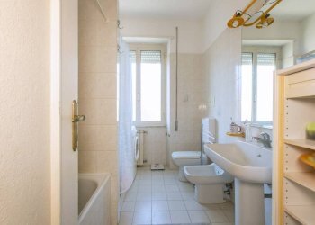 Bagno - Four-room apartment via Ninfa, 7, Anzio - photo 24