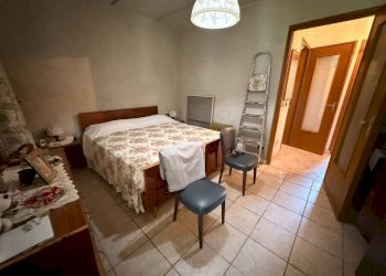 Camera da letto - Casa indipendente Frazione Festiona Soprana, 8, Demonte - foto 6
