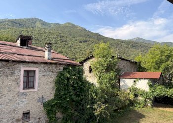 Facciata - Casa indipendente Frazione Festiona Soprana, 8, Demonte - foto 23