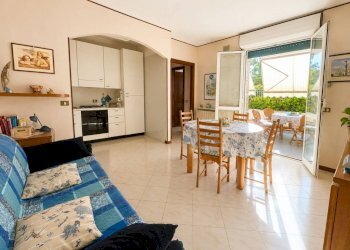 Salone - Appartamento via Vittorio Veneto, 27, Bordighera - foto 3