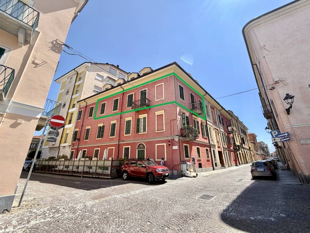 Facciata - Apartment via Alba, 45, Cuneo (neighborhood Centro) - photo 2
