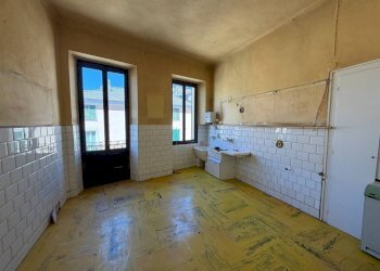 Cucina - Apartment via Alba, 45, Cuneo (neighborhood Centro) - photo 14