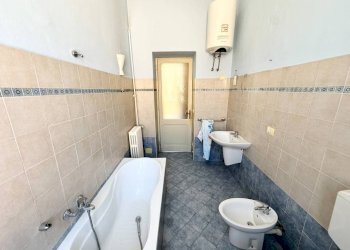 Bagno - Apartment via Alba, 45, Cuneo (neighborhood Centro) - photo 28