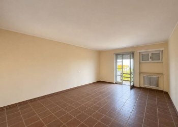 Soggiorno - Appartamento Località Col del Sole, 15, Bossolasco - foto 3