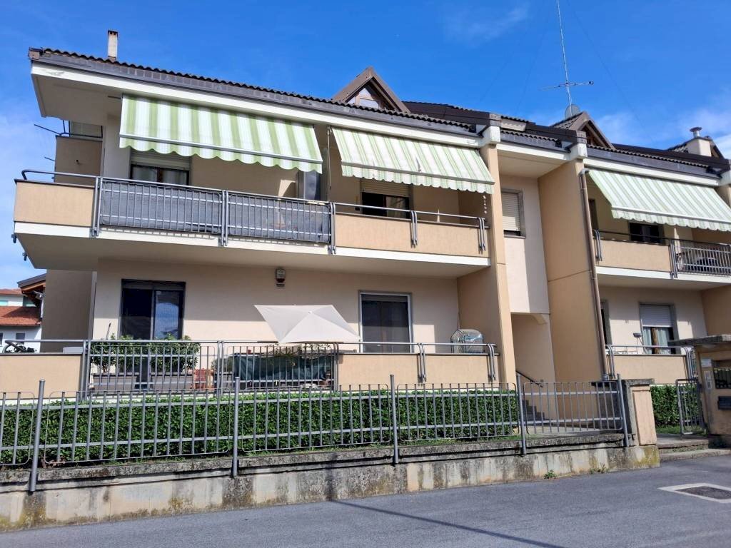 Facciata - Attico via Rosa Luxemburg, 4, Borgo San Dalmazzo - foto 2
