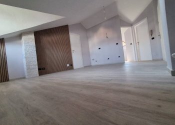 Soggiorno - Attico via Rosa Luxemburg, 4, Borgo San Dalmazzo - foto 13