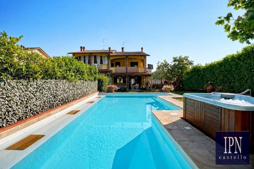 Piscina - Villa via Roma, Umbertide - photo 1