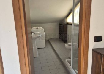 bagno sopra - Apartment Seriate - photo 14