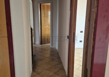 disimpegno - Apartment Seriate - photo 19