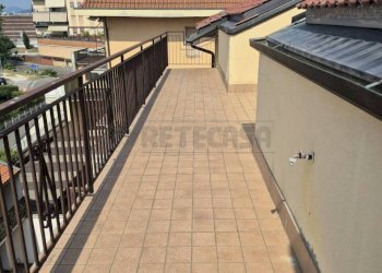 terrazzo sopra - Apartment Seriate - photo 26
