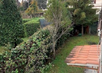 1362826-uti7i1 - Independent house Via Livorno 34, Massa - photo 8
