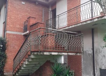 1362826-s0h95rm - Independent house Via Livorno 34, Massa - photo 13