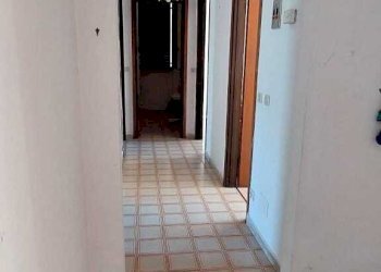 WhatsApp Image 2026-08-25 at 23.42.32 (4) - Apartment Via Lorenzo Acquarone, Imperia - photo 2