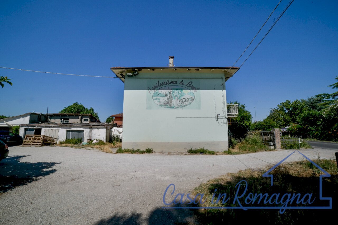 Complesso-29 - Commercial Premises Via Emilia 1430, Longiano - photo 3