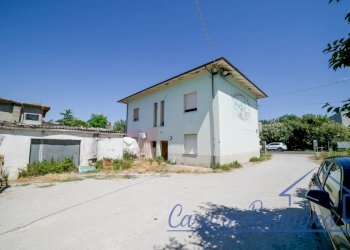 Complesso-28 - Commercial Premises Via Emilia 1430, Longiano - photo 2