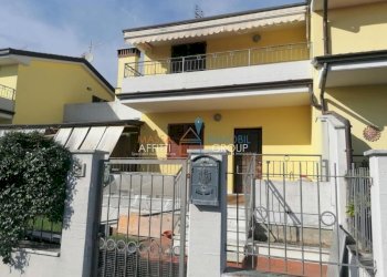 2 - Villa a Schiera Via Cavaiola 42, Carrara - foto 1