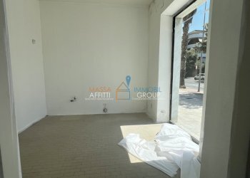 IMG_7522 - Commercial Premises Viale XX Settembre 199, hamlet Avenza, Carrara - photo 15