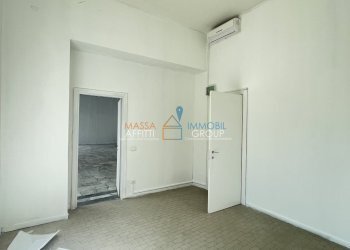 IMG_7523 - Commercial Premises Viale XX Settembre 199, hamlet Avenza, Carrara - photo 16