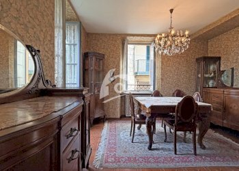 sala da pranzo - Apartment Lungolago Alessandro Volta 9, Laveno-Mombello - photo 4