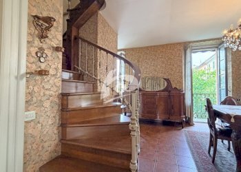scala interna - Apartment Lungolago Alessandro Volta 9, Laveno-Mombello - photo 16