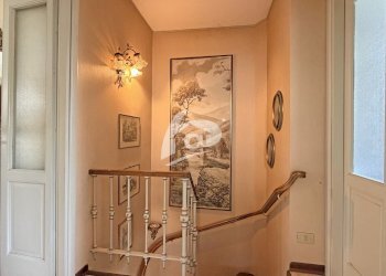 scala interna - Apartment Lungolago Alessandro Volta 9, Laveno-Mombello - photo 24