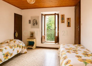 6 camera n1(3) - Apartment Via della Peschiera 27, Santa Fiora - photo 9