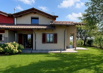 Villa Trezzo Tinella - foto 1
