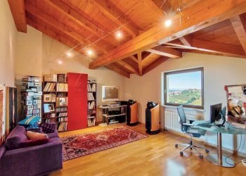 Villa Trezzo Tinella - foto 17