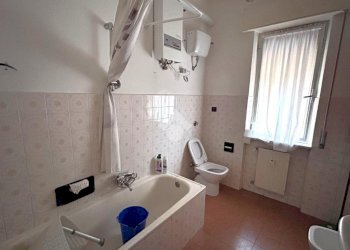 Four-room apartment Via Giuseppe Cassissa, Serra Riccò - photo 9