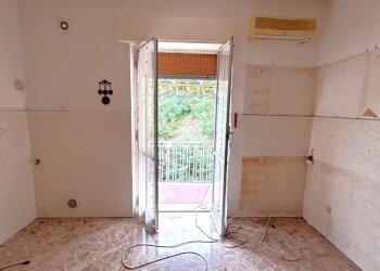 Four-room apartment Via Giuseppe Cassissa, Serra Riccò - photo 14