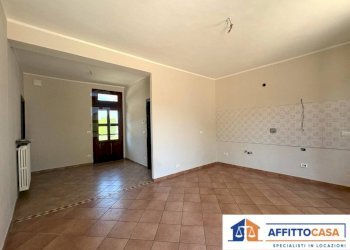 Three-room apartment Carmagnola - photo 1
