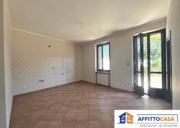Three-room apartment Carmagnola - photo 3
