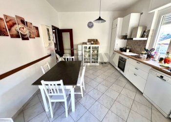 Three-room apartment Castiglione Chiavarese, GE, Castiglione Chiavarese - photo 8