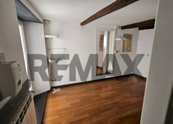 One-room apartment Centro Storico, Genova, Genova (neighborhood Centro Storico) - photo 4
