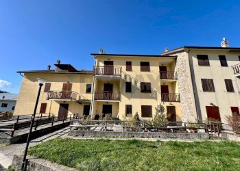 Trilocale via Guglielmo Marconi, 10 
 Santo Stefano d'Aveto, Santo Stefano d'Aveto - foto 2