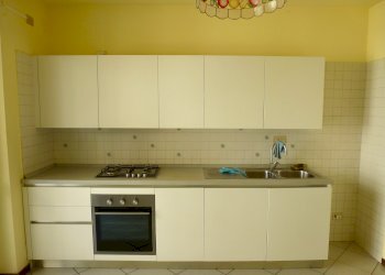 Appartamento via BARBARESCO, 13, frazione Madonna Delle Grazie, Cuneo - foto 10