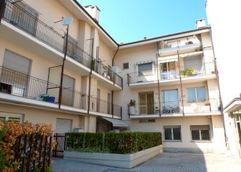 Appartamento via BARBARESCO, 13, frazione Madonna Delle Grazie, Cuneo - foto 53