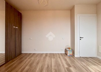 Three-room apartment Viale Giuseppe Mazzini, Santarcangelo di Romagna - photo 14