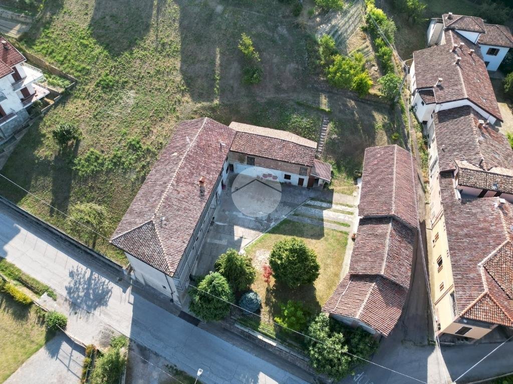 Casa indipendente Via Roma, Novello - foto 2