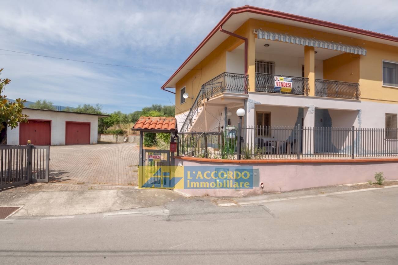 Foto 1 - Semi-detached house Colle San Donato
 
41, Fara Filiorum Petri - photo 1