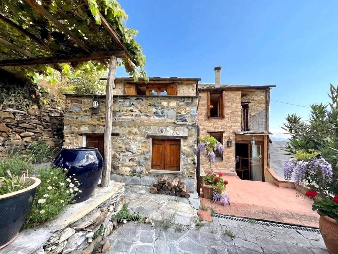 Foto 1 - Rustico Via Borgoratto, Rezzo - foto 1
