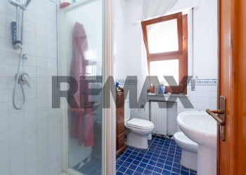 Bagno - Quadrilocale Via Lavatoio
 
1, Sant'Agata Li Battiati - foto 12