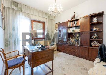 Ufficio - Quadrilocale Via Lavatoio
 
1, Sant'Agata Li Battiati - foto 14