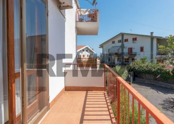 Balcone - Quadrilocale Via Lavatoio
 
1, Sant'Agata Li Battiati - foto 19