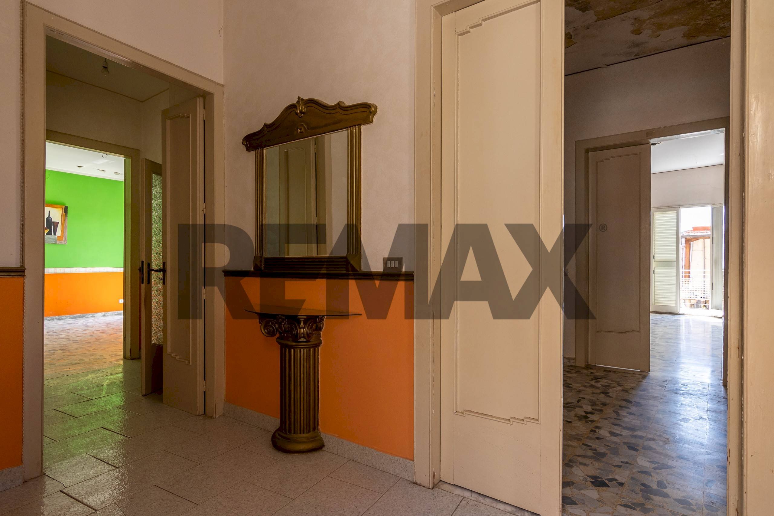Hall / corridoio - Casa indipendente Via Vespo
17, Caltagirone - foto 3